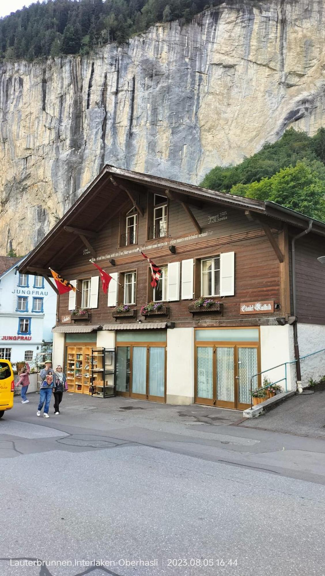 Chalet Maithili Lauterbrunnen -152-Year-Old Majestic Chalet ภายนอก รูปภาพ
